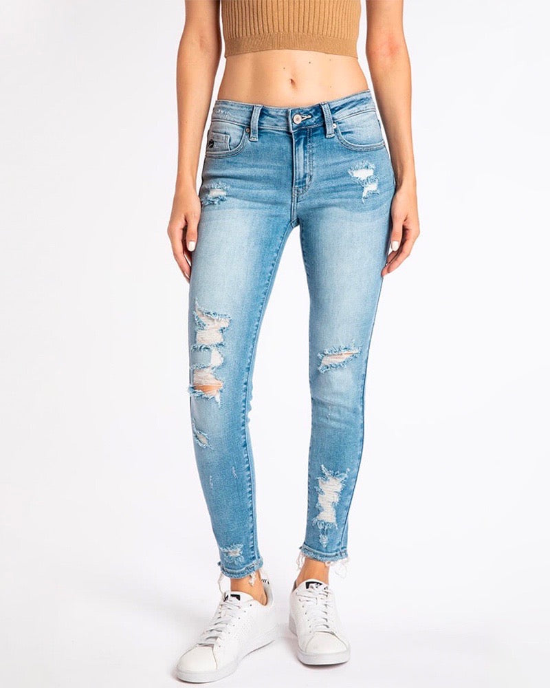 Lizzy_Distressed_Light_Wash_Faded_High_Rise_Skinny_Jeans_KC8373M_1.jpg