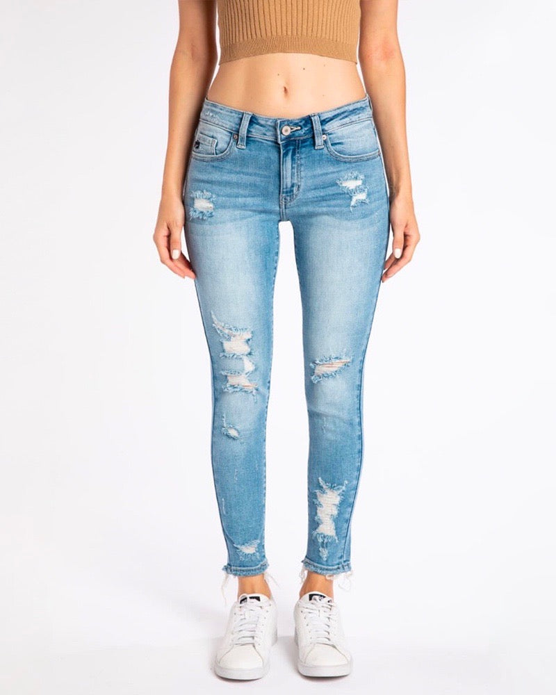 Lizzy_Distressed_Light_Wash_Faded_High_Rise_Skinny_Jeans_KC8373M_2.jpg
